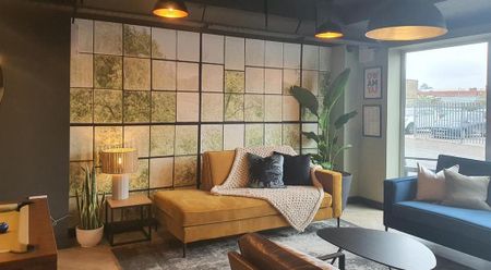 1 bedroom in a flat share to rent - Photo 3