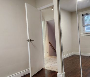 For Lease - 3389 Kelowna Court, Mississauga, Ontario - Photo 3