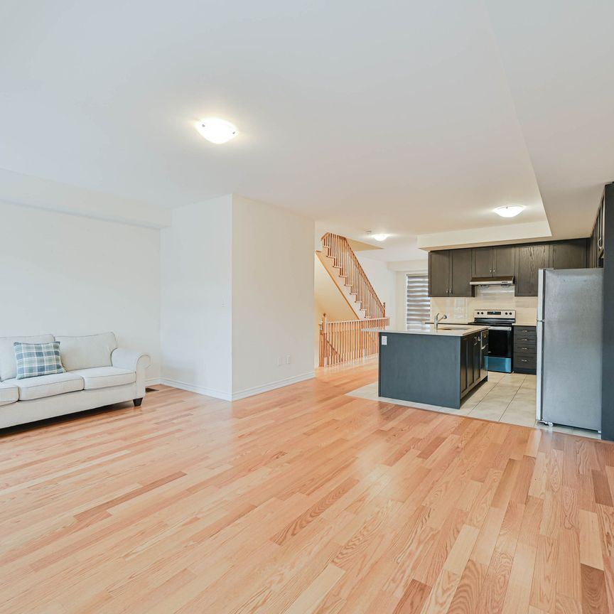 For Lease - 27 minnock Street, Caledon, Ontario - Photo 1