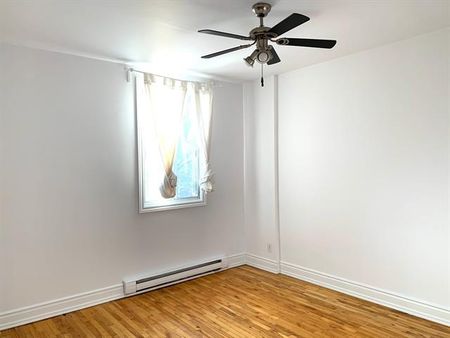 6338 Av. Coolbrook - Photo 2
