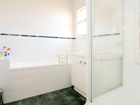 Unit 2, 73 Yarra Street, Heidelberg, VIC - Photo 5