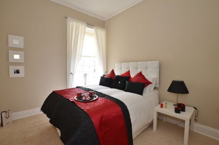 3 bedroom apartment to rent - Photo 5