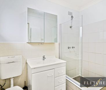 Convenient Living in Prime Gwynneville - Photo 2