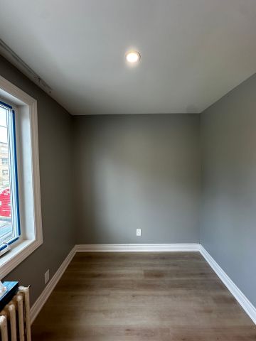 For Lease - 2877A St Clair Avenue, Toronto, Ontario - Photo 5