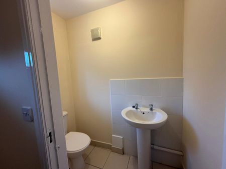 3 bedroom house to rent Hillside Avenue, Liverpool, Merseyside, L36 - Photo 5