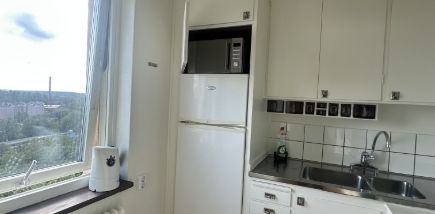 Farsta - 1rok - tillsv - 11.500kr/mån - Photo 2