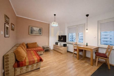 Dobra komunikacja | Balkon | CH Promenada - Фото 2