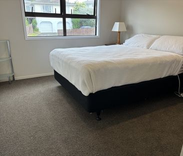 C/12 Laurina Road - Photo 1