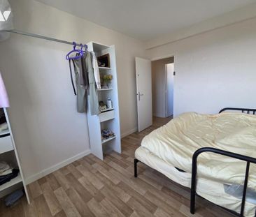 Boulevard Pasteur - appartement de type 5 avec balcon et garage - Photo 3