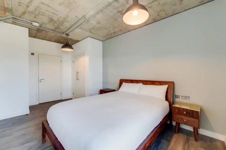 2 Bed Apartment - Photo 5