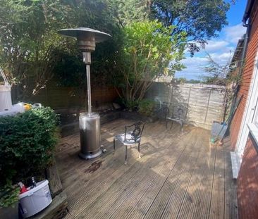 2 bedroom House To Let - Photo 4