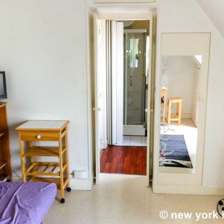 Logement à Paris, Location meublée - Studio T1 - Place d'Italie (PA-1765) - Photo 1