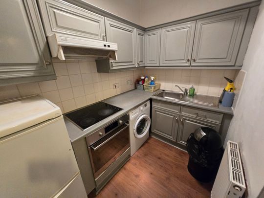 1 Bed Flat, Granton Road, EH5 - Photo 1