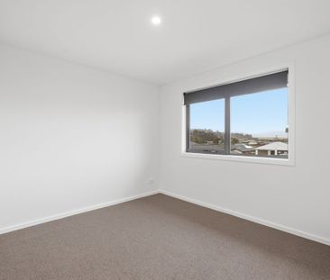 Brand New 3 Bedroom Home - Photo 2