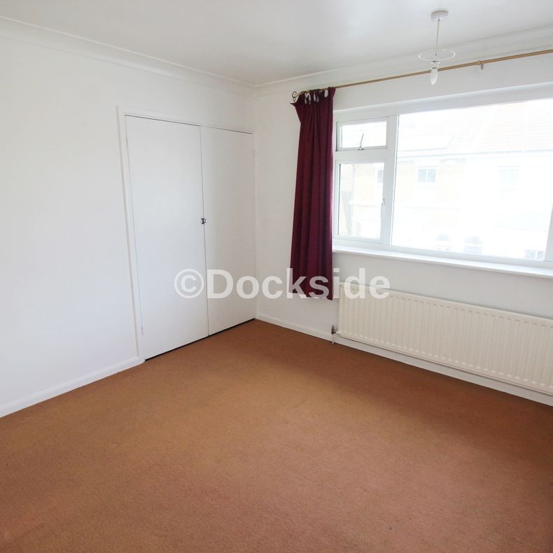 3 bed house to rent in Ridley Road, Rochester, ME1 - Photo 1