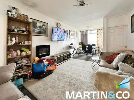 3 bedroom semi-detached house to rent - Photo 2