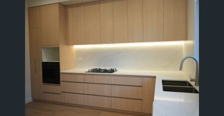 STYLISH LUXURY LIVING! - Photo 4