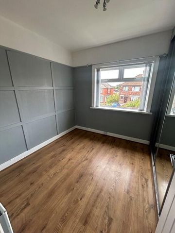 15 Benview Park, Belfast, BT14 8HT - Photo 3