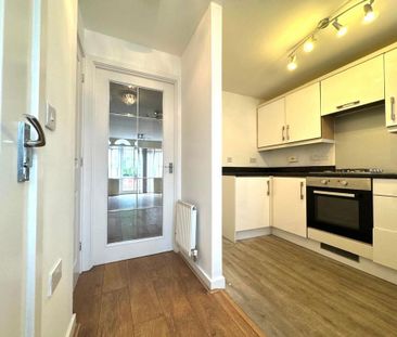 2 bedroom end of terrace house to rent - Photo 4