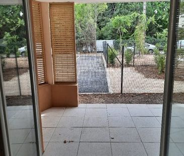 T2 AVEC TERRASSE ET PARKING - Photo 3