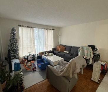 For Lease - 72 Lake Avenue Unit# 203, Richmond Hill, Ontario - Photo 1