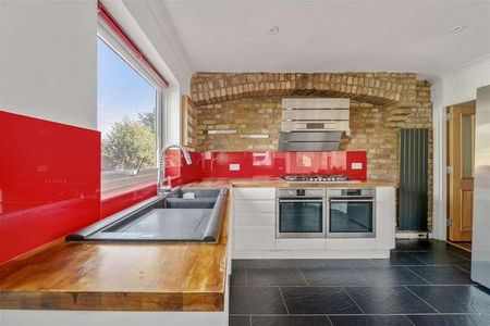 Kingston Road, Raynes, SW20 - Photo 2