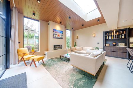 5 bedroom detached house to rent - Photo 2