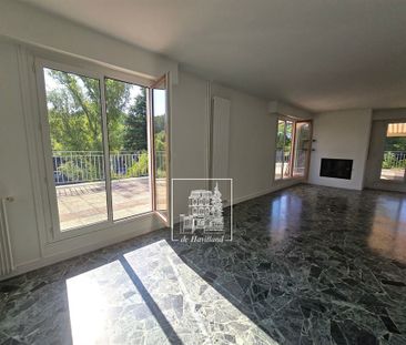 Tout savoir sur cette maison à La Celle-Saint-Cloud - Photo 1
