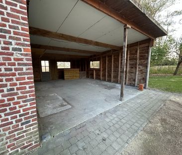 Unieke vierkantshoeve met weide op 4000m² te Wervik - Foto 1