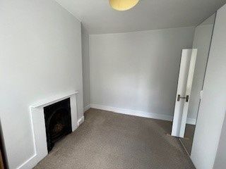 2 Bed Flat, Aldeburgh Street, SE10 - Photo 2