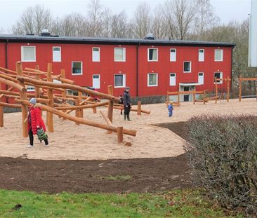 Karlslättsv 4 C - Foto 1