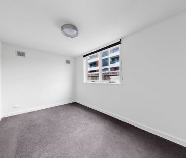 Stylish 1-Bedroom Unit – Excellent Location & Comfort - Photo 2