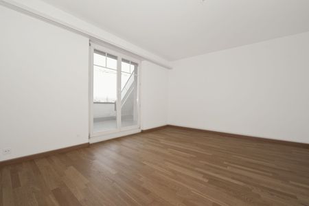 Grosszügige 4.5-Zimmerwohnung an ruhiger Lage - Photo 4