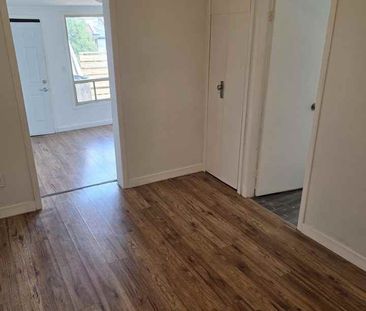 206 Hughson Street North apartment — Hamilton, ON (1-Bedroom) - 1 B... - Photo 2