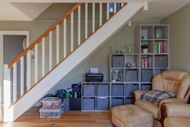 3 bedroom terraced house to rent - Photo 1