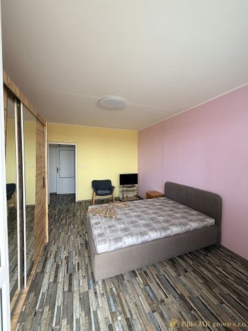 Pronájem bytu 2+1 76 m² - Photo 2