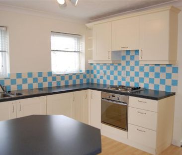4 bedroom detached house to rent - Photo 5