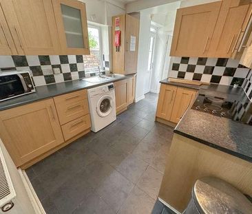 Romer Road, L6 - Photo 1