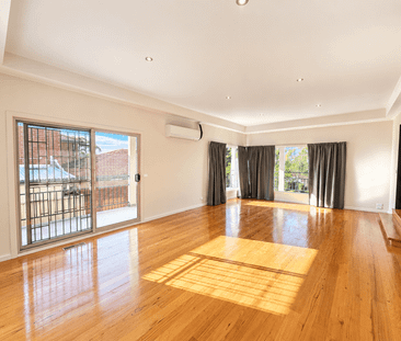 Family Living in a Modern Mill Park Home - Don't Miss Your Chance *... - Photo 3