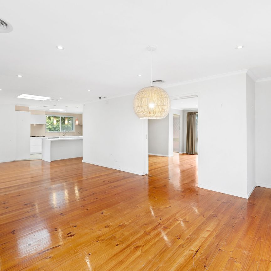 A cul-de-sac gem just metres from schools - PRIVATE OPENS, PLEASE CONTACT 9800 2222 TO ARRANGE INSPECTION - Photo 1