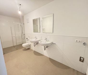 Erstbezug - Moderne und helle 4-Zimmerwohnung mit Loggia - Photo 5