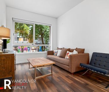 Condo in Downtown Vancouver, BC - Photo 1
