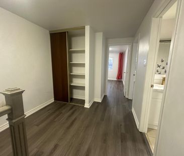 For Lease - 102 Rakewood Crescent, Toronto, Ontario - Photo 3