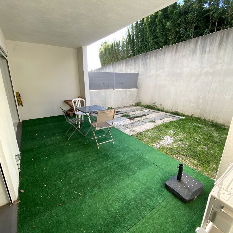 Appartement 2 pièces 45m2 MARSEILLE 12EME 950 euros - Photo 1