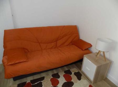 Apartament 3 camere, decomandat, 70 mp, prima inchiriere, mobilat modern, parcare, zona Kaufland - Photo 2