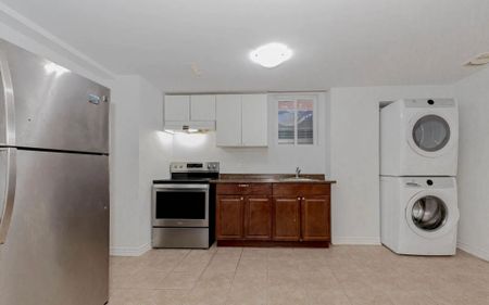 For Lease - 5989 Aquarius Court Unit# Basement, Mississauga, Ontario - Photo 4