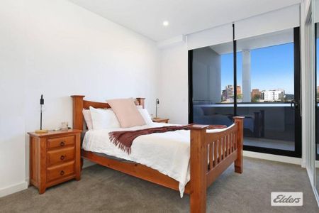 2 BEDROOM CBD UNIT - Photo 2