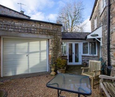 3 bedroom barn conversion to rent - Photo 2