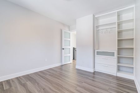 For Lease - 4212 Credit Pointe Drive, Mississauga, Ontario - Photo 5