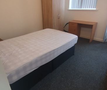 Flat 3, 26 Minny Street, Cathays, Cardiff, CF24 4ES - Photo 1